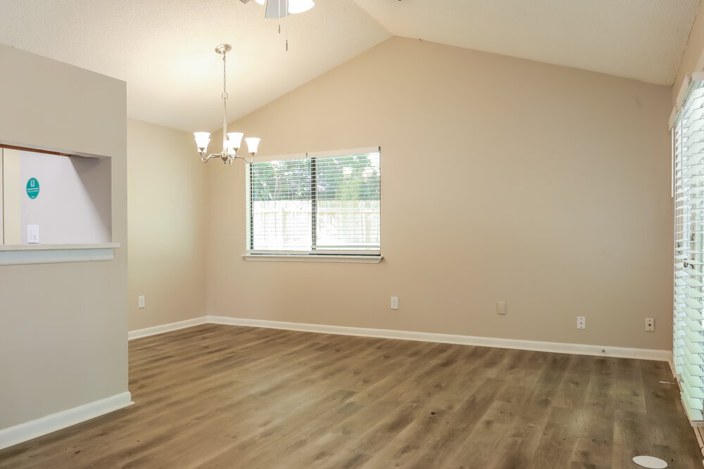 Building Photo - 6847 Coralberry Ln