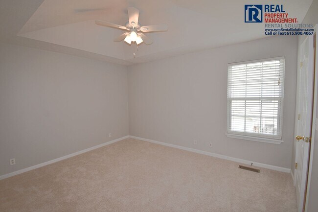 Building Photo - 3BR/2.5BA townhome in south Murfreesboro, close to I-24!