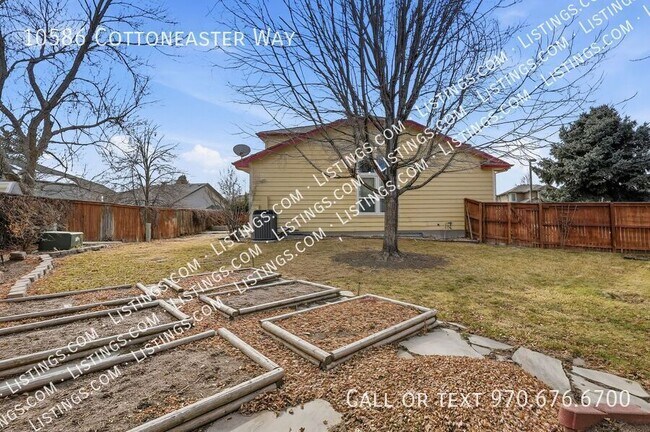 Building Photo - 10586 Cottoneaster Way