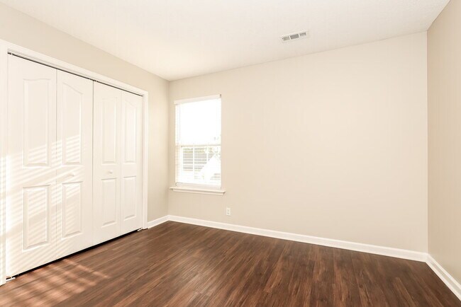 Building Photo - 3062 Ace Wintermeyer Dr