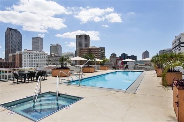 Building Photo - Beautiful 1 Bedroom Apartment Downtown