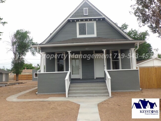 Primary Photo - Charming Southside Victorian Tri-plex - Ap...