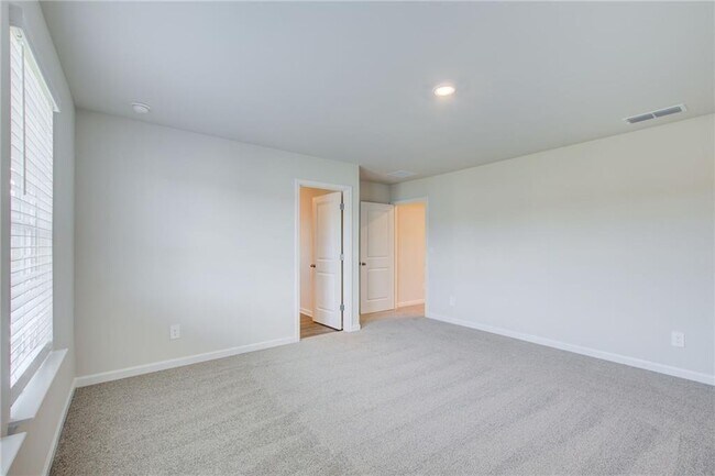 Building Photo - 4268 Tin Hare Ln