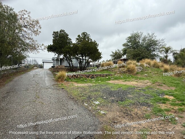 Building Photo - Big lot property in the city of Perris