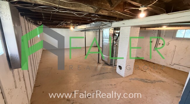 Building Photo - Charming Kettering Bungalow - 2 beds / 1 bath