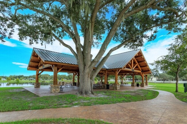 Building Photo - Spacious 4-Bedroom, 2.5-Bathroom Townhome with Modern Finishes and Community Amenities!