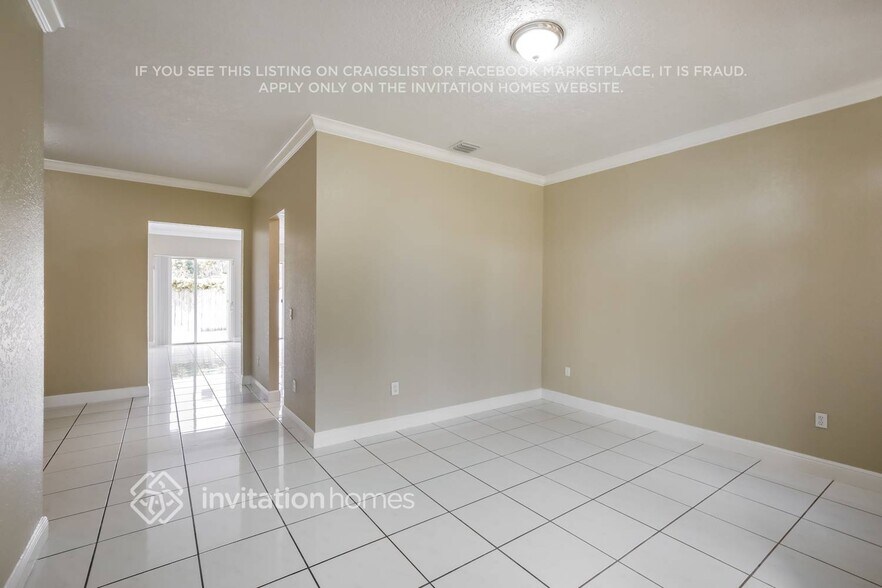 Building Photo - 8210 SW 163rd Pl