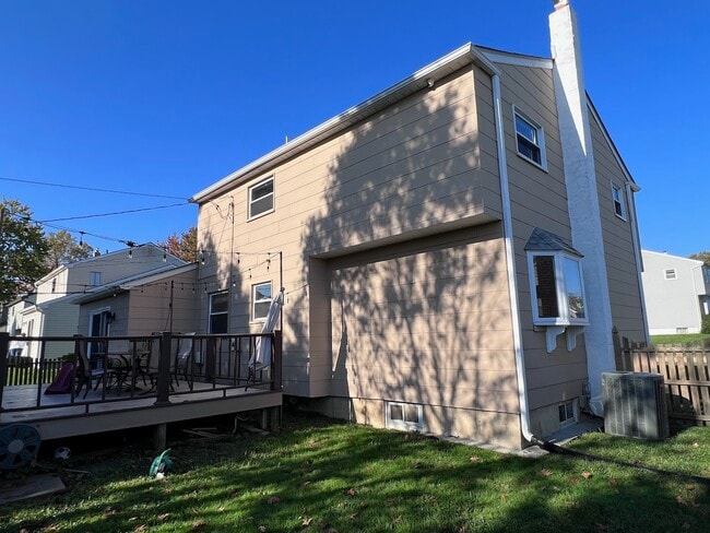 Building Photo - 918 Rockwell Rd
