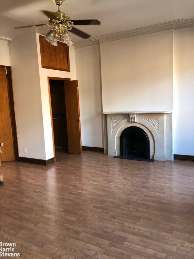 Building Photo - Cobble Hill Big Floor