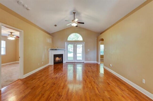 Building Photo - 3485 Barnstaple Dr