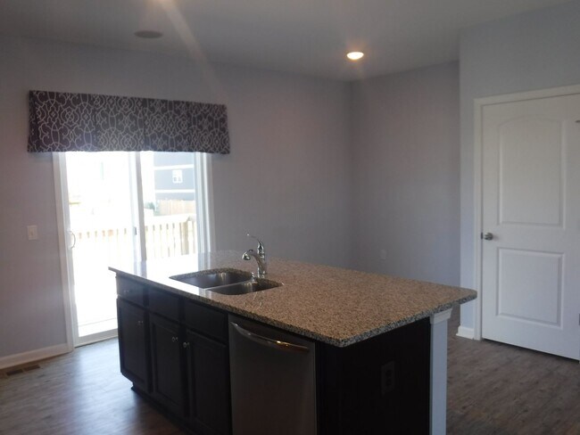 Building Photo - 188 Drexel Ct