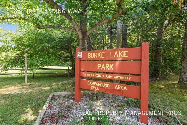 Building Photo - 5983 First Lndg Wy