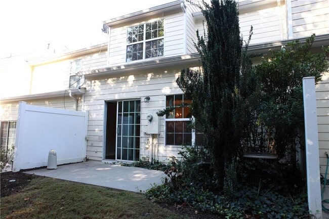 Building Photo - 9769 Palmeston Pl