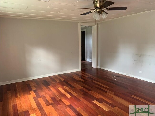 Building Photo - 8510 Whitefield Ave