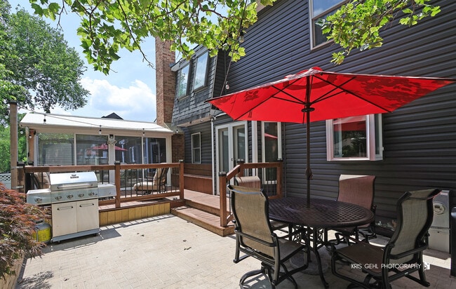 Building Photo - 1221 Creekside Dr