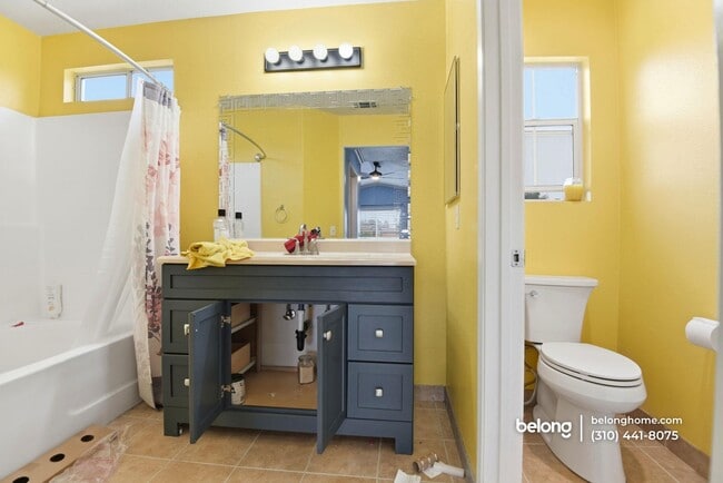 Building Photo - 7208 Paseo Del Rio