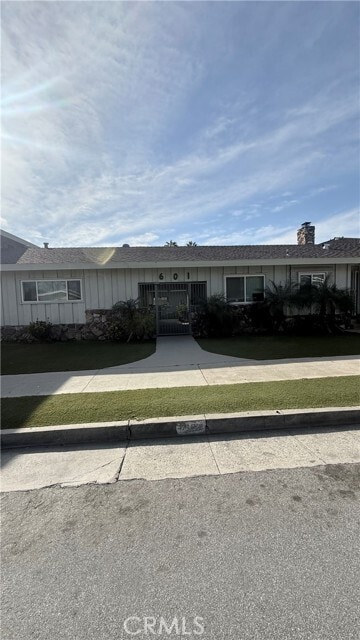 Building Photo - 601 Wisconsin St