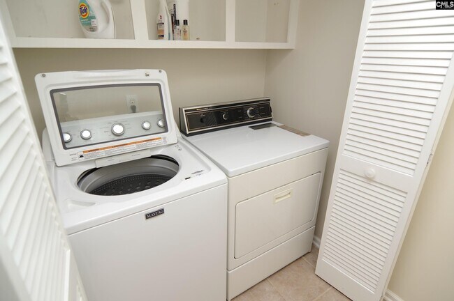 Building Photo - 1331 Camping Rd