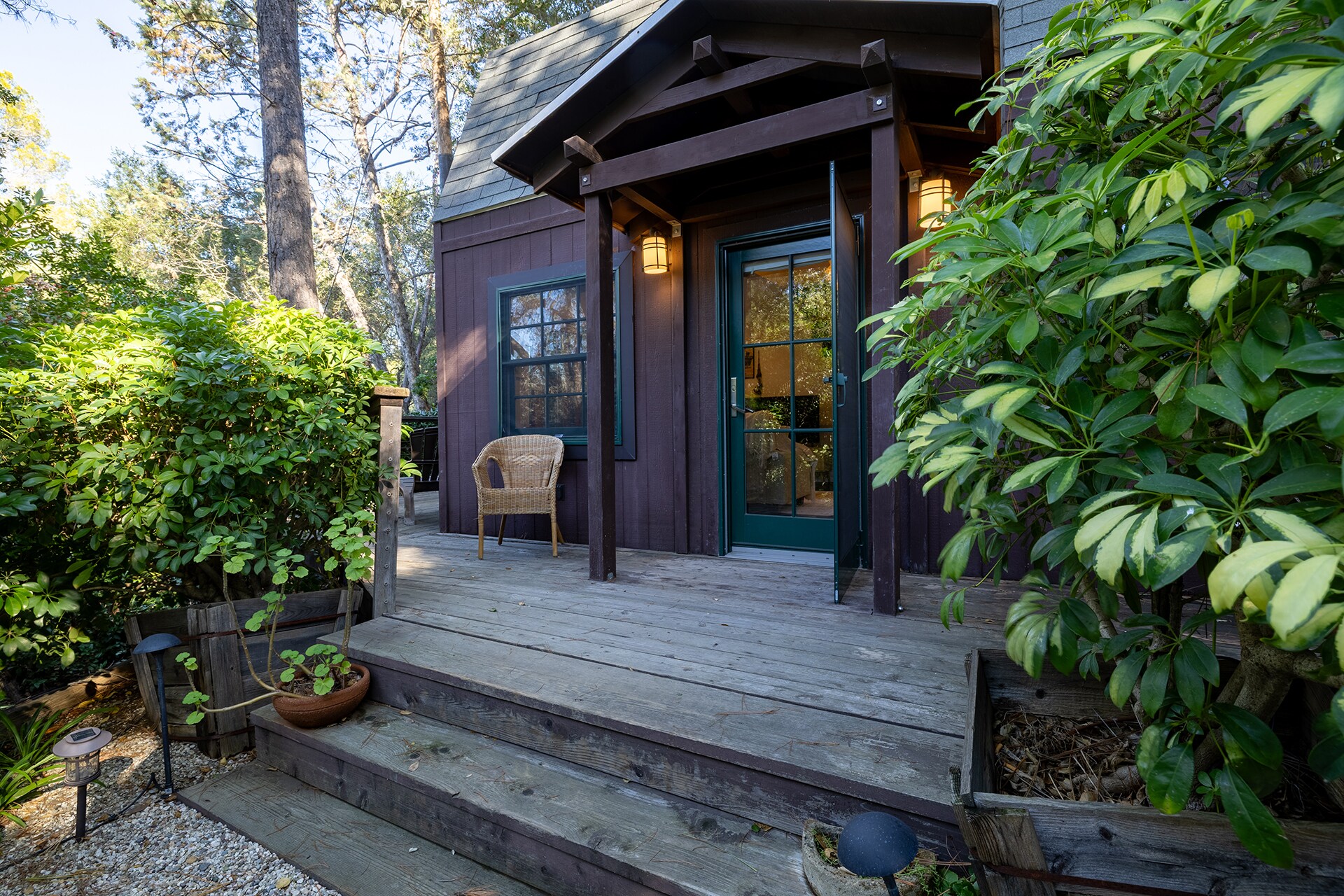 Building Photo - 21487 Encina Rd