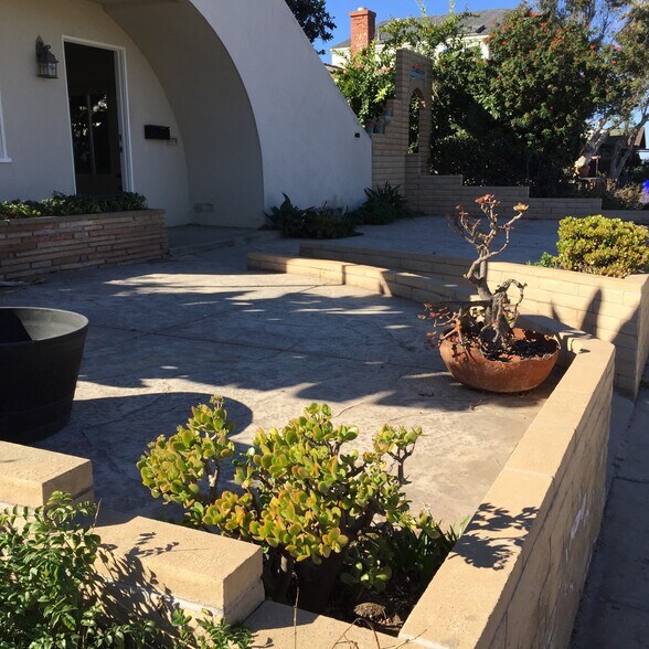 Building Photo - 5125 Cape May Ave