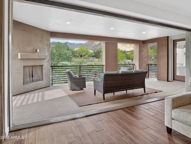 Building Photo - 11673 N 136th St