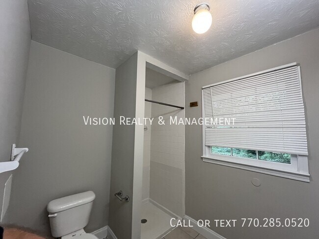 Building Photo - 55 S Greenwood Dr