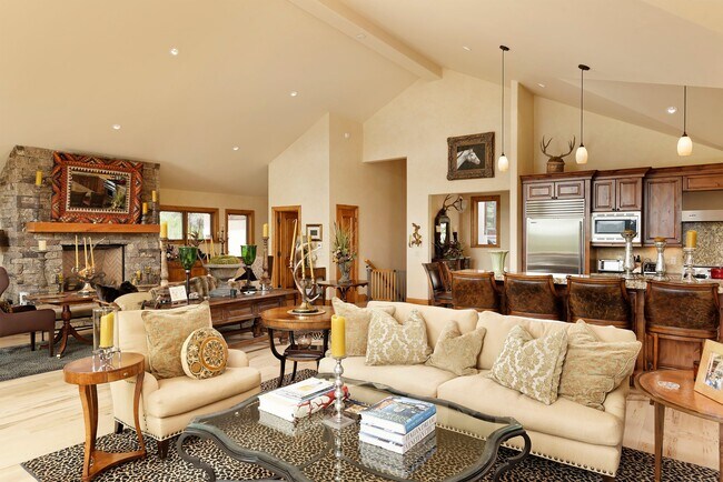 Building Photo - 121 Ridge Rd