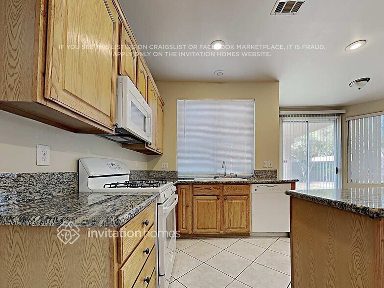 Building Photo - 9709 Maywood Ct
