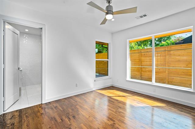 Building Photo - 4911 Linnet Ln