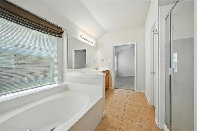 Building Photo - 3632 Vista Verde Tr