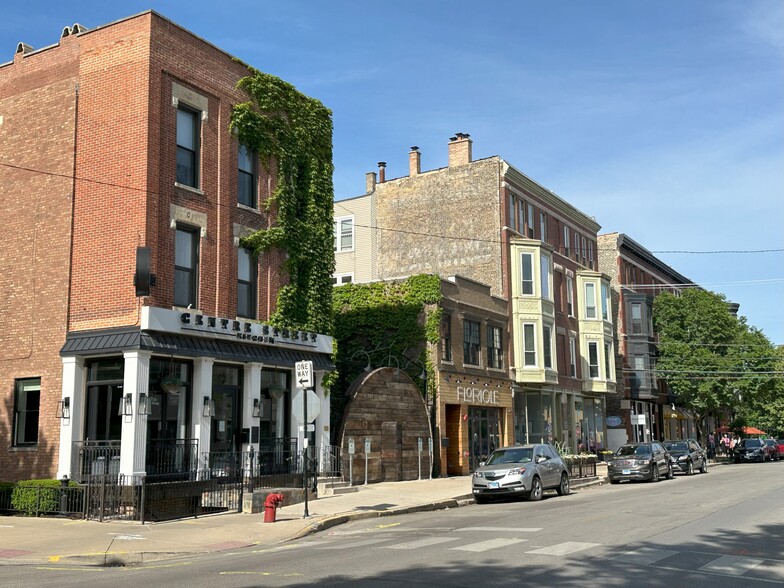 Building Photo - 2217 N Magnolia Ave