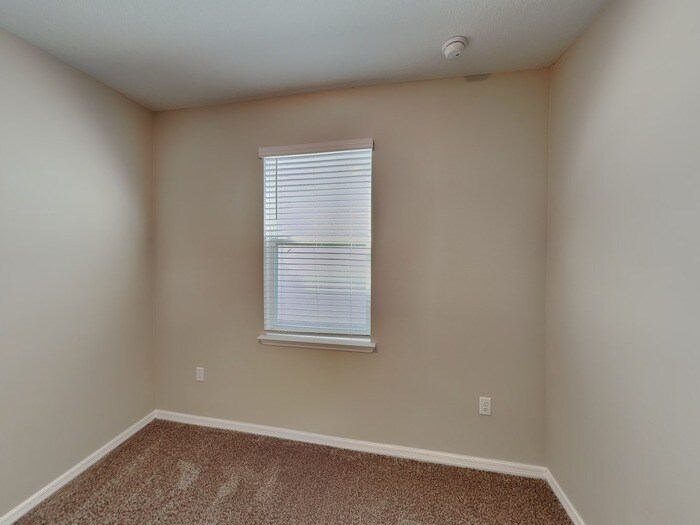 Building Photo - 5621 Camilla St