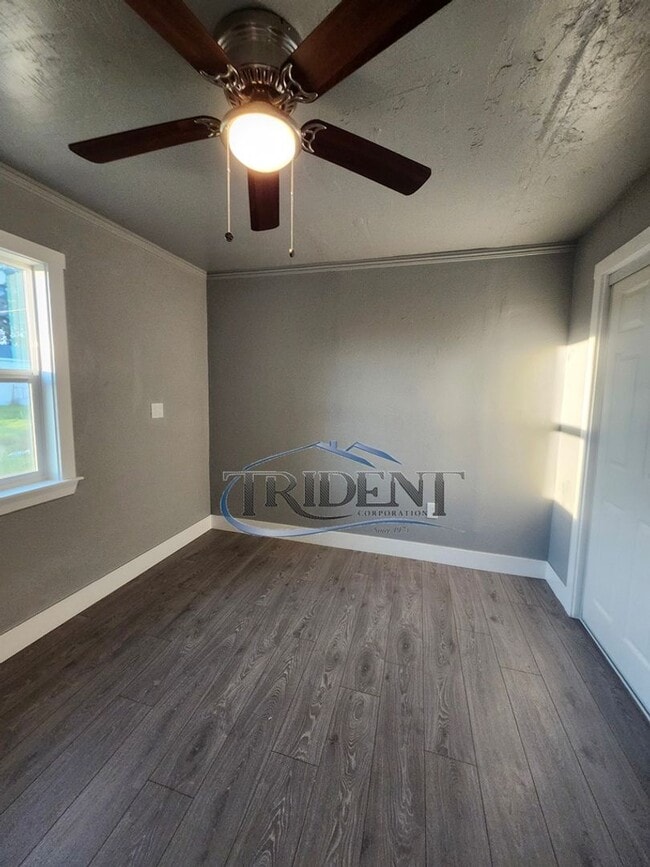 Building Photo - 11363 CA-70