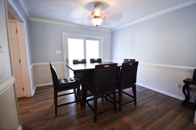 Building Photo - Coming Soon: 3 Bedroom 2.5 Bathroom-Pets Okay