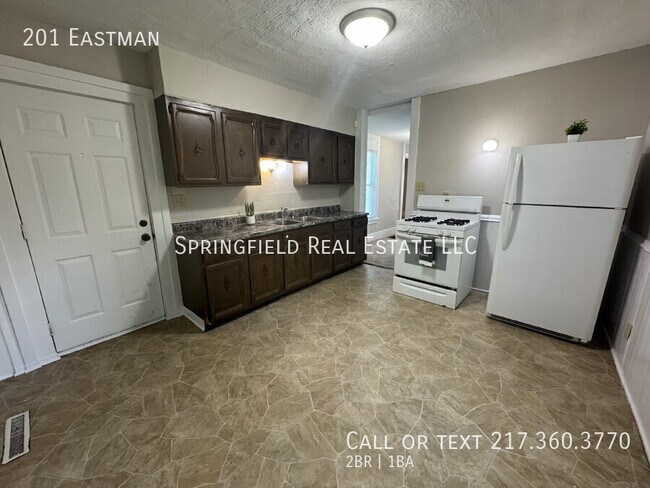 Building Photo - 201 Eastman-