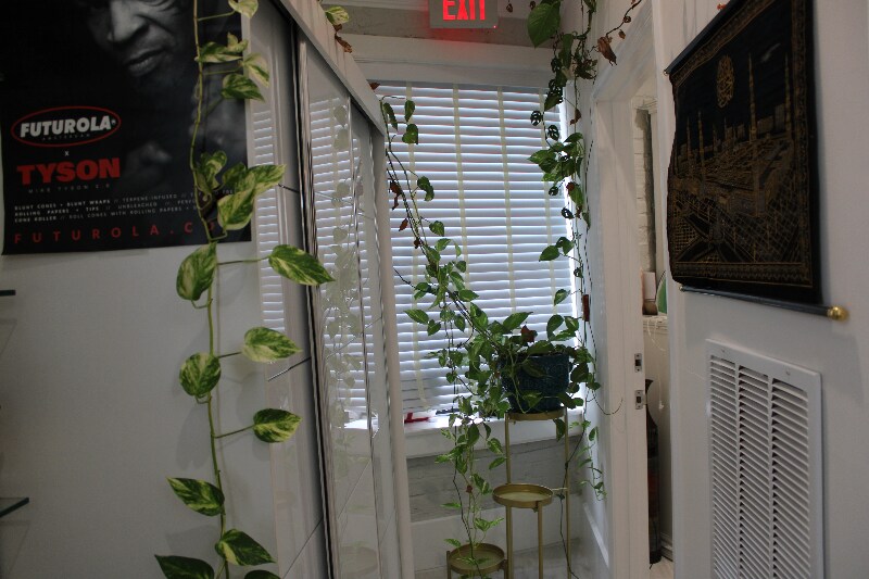 Building Photo - 1731 21st St NW