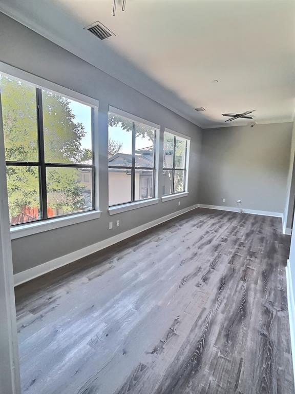 Building Photo - 2216 Thornton Rd