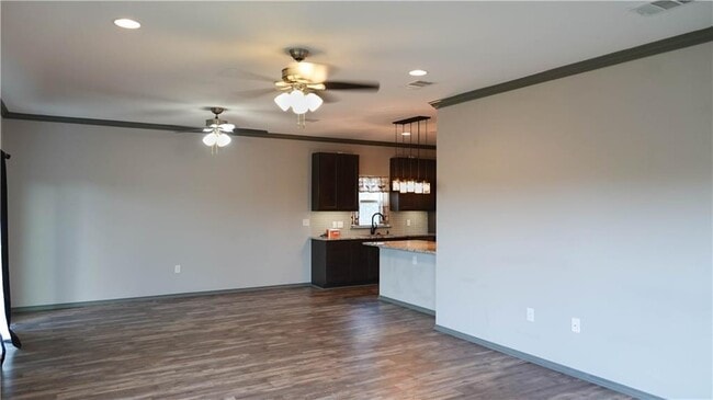 Building Photo - 4401 Creede Dr