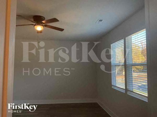 Building Photo - 11339 Tema Cir