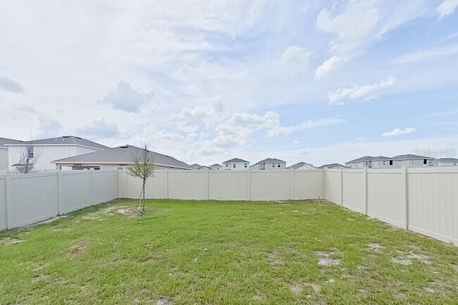 Building Photo - 8610 SW 44th Ct