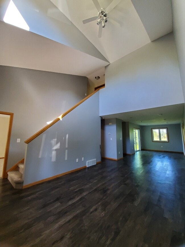 Building Photo - 5017 W Elm Ct