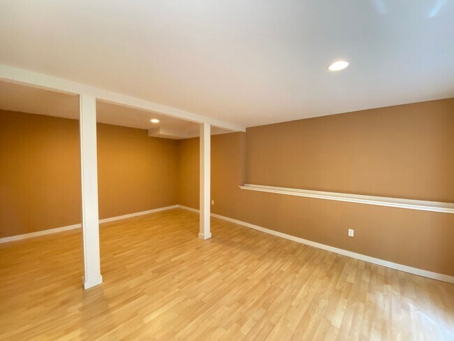 Building Photo - 18139 NE 99th Way
