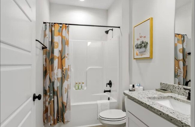 Building Photo - 2047 Hansel Hl Dr