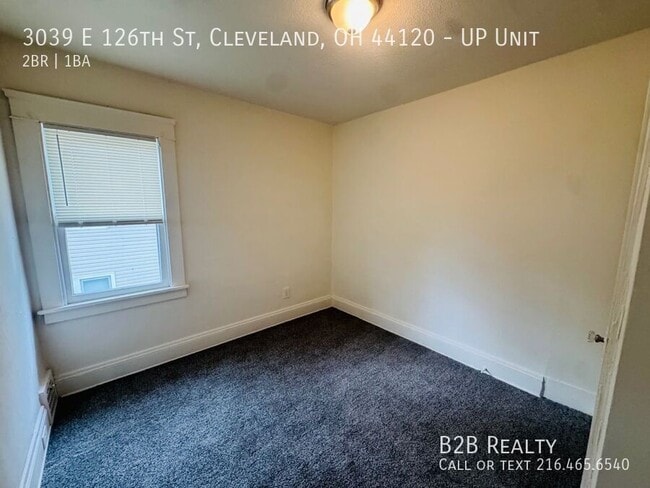 Building Photo - 3039 E 126th St
