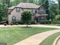 Building Photo - 221 Snow Bird Dr