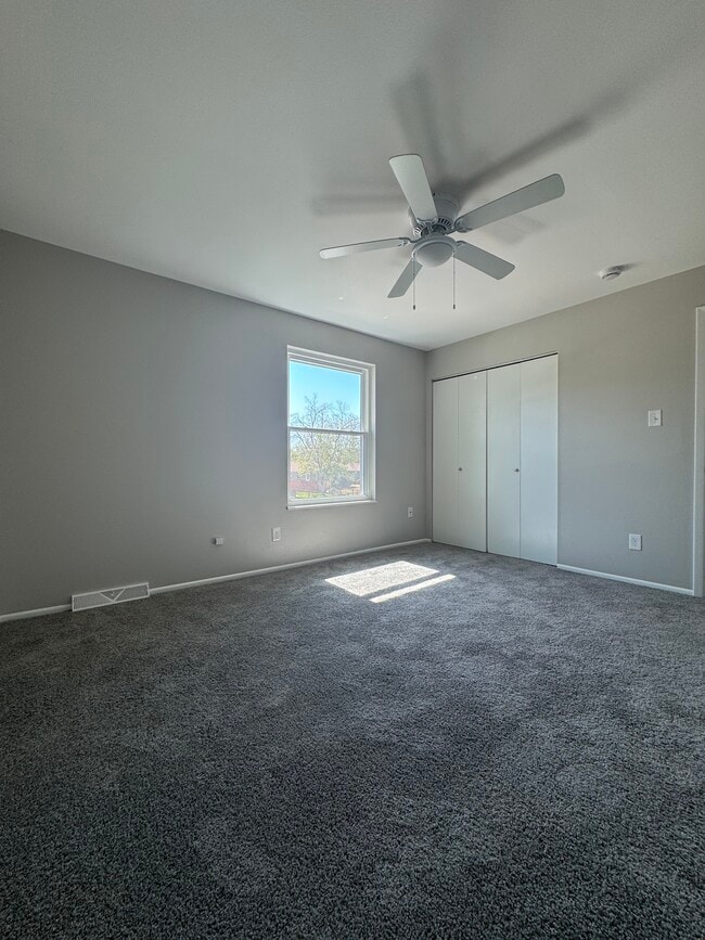 Building Photo - 9143 Osceola St