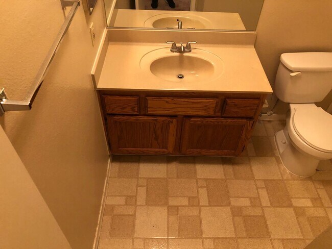 Building Photo - 304 Crosswind Way
