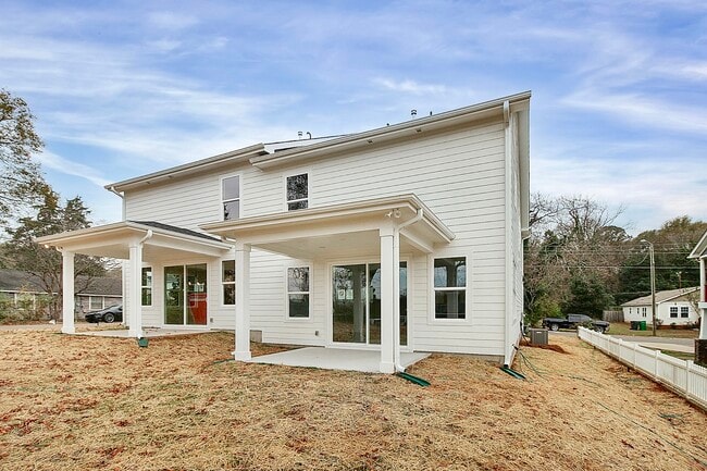 Building Photo - 2957 Ross Ave