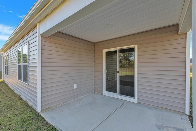 Building Photo - 113 Cassidy Ln