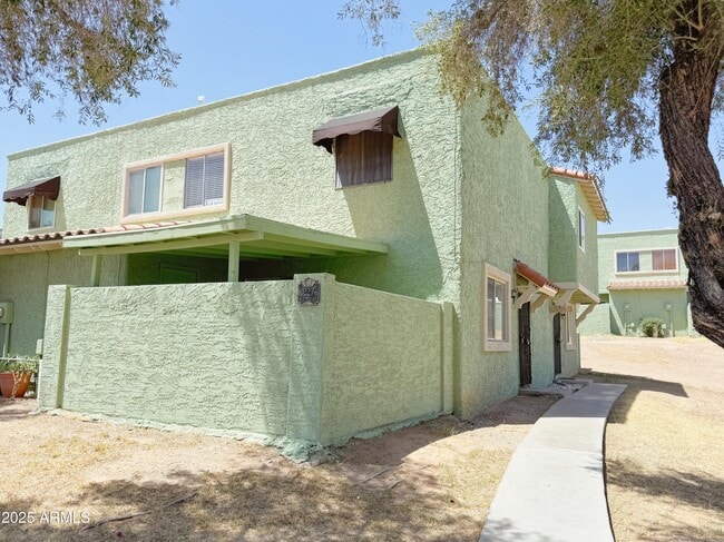 Building Photo - 10227 N 7th Pl